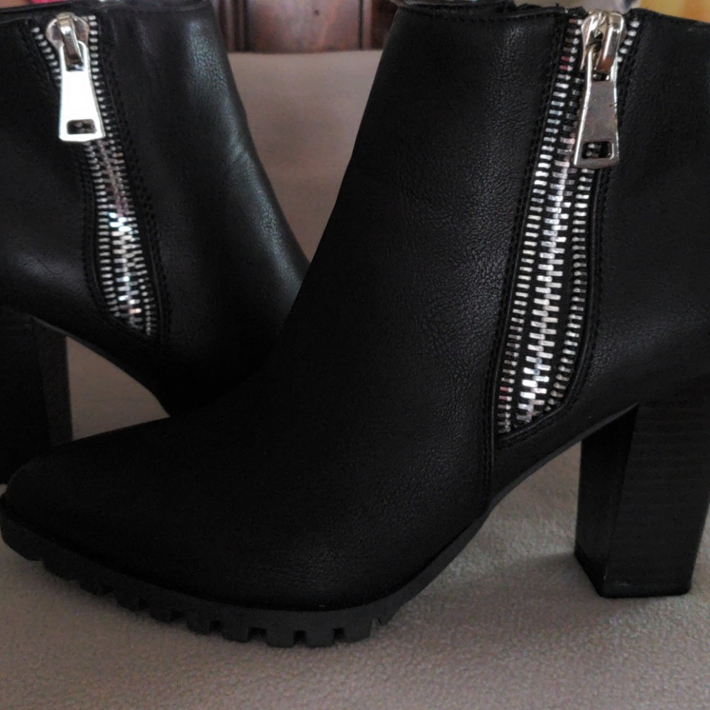 Black boots